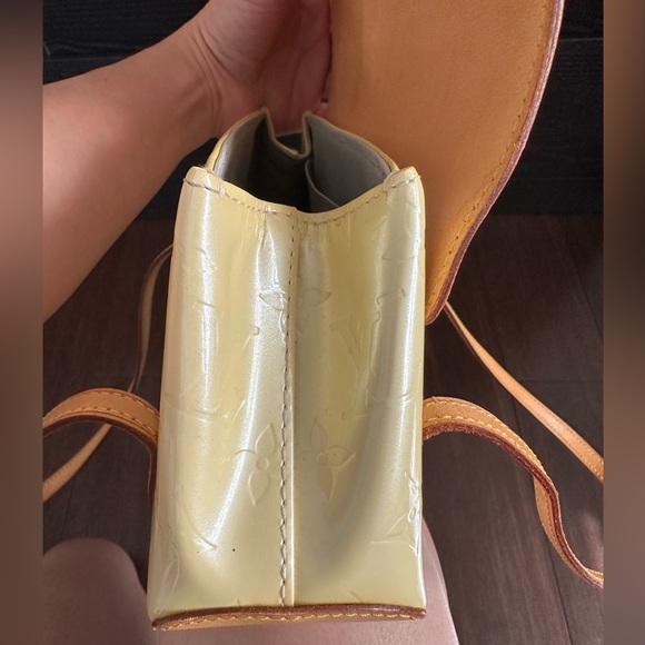 Authentic Vernis LV Bag - Picture 16 of 17